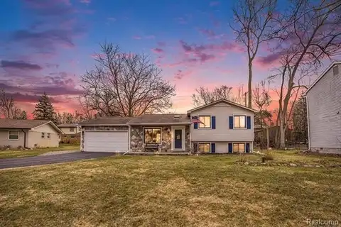 2481 SUNSET TERRACE Lane, West Bloomfield, MI 48324