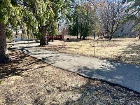 920 Harbor Lane N, Plymouth, MN 55447