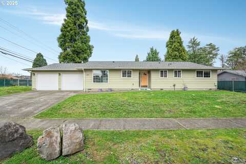 701 E ALDERCREST DR, Newberg, OR 97132
