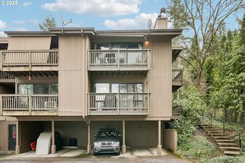 7748 SW BARNES RD, Portland, OR 97225