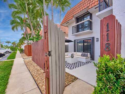1251 S Federal Highway, Boca Raton, FL 33432