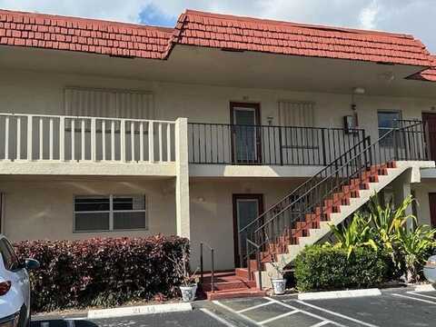 21 Abbey Lane, Delray Beach, FL 33446