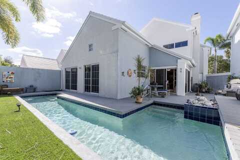 41 Windsor Lane, Palm Beach Gardens, FL 33418