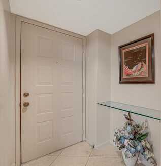 7301 Amberly Lane, Delray Beach, FL 33446
