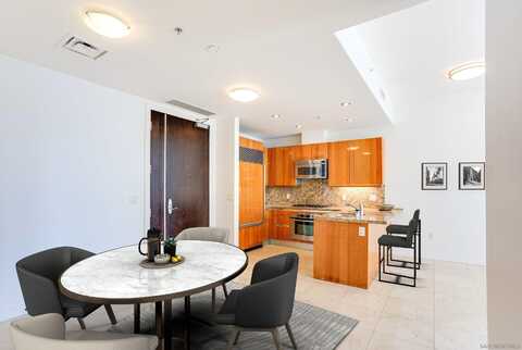 550 Front St, San Diego, CA 92101