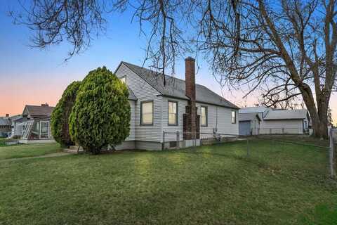 1327 E Wellesley Ave, Spokane, WA 99207