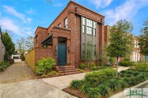 509 1/2 Tattnall Street, Savannah, GA 31401