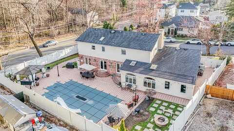 81 Hillis Street, Staten Island, NY 10312