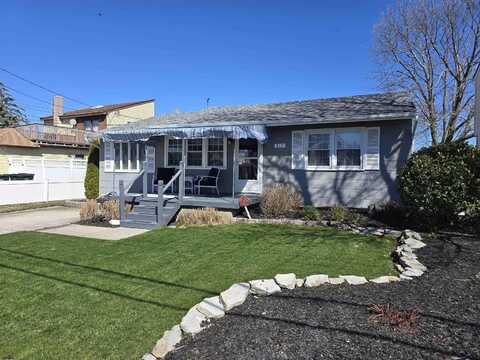 817 Lafayette Blvd, Brigantine, NJ 08203