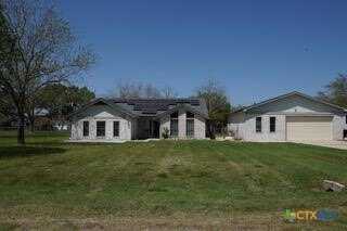 218 James Street, Inez, TX 77968