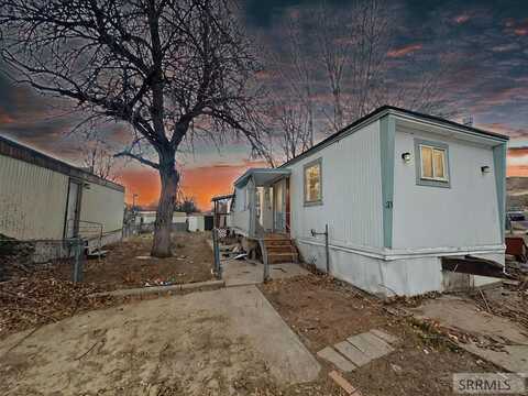 4920 S 5th Avenue, Pocatello, ID 83204