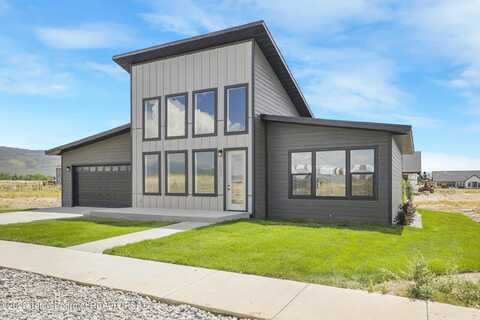1045 IROQUOIS Avenue, Driggs, ID 83422