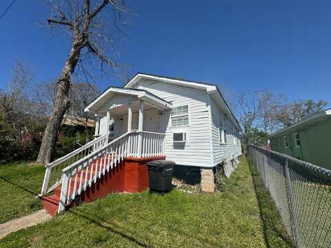 824 Golden Street, Tallahassee, FL 32304