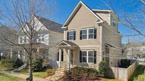 105 Della Street, Chapel Hill, NC 27516