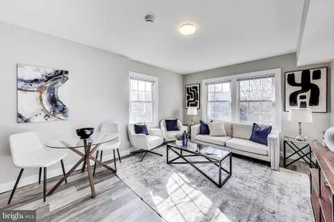 318 RHODE ISLAND AVENUE NE, WASHINGTON, DC 20002