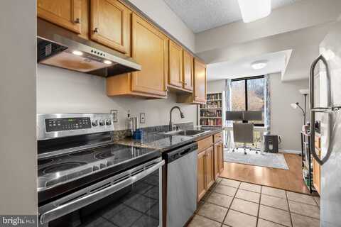 4500 S FOUR MILE RUN DRIVE S, ARLINGTON, VA 22204