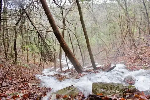 3369 County Road 207, Eureka Springs, AR 72632