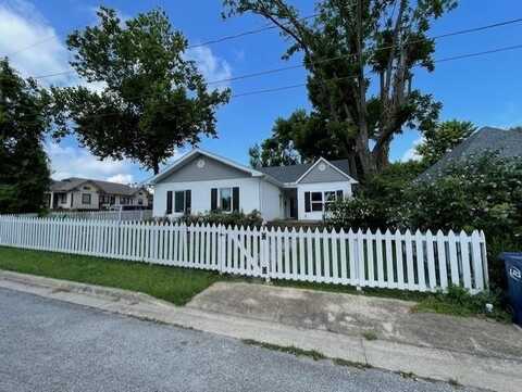 202 N 6th ST, Rogers, AR 72756