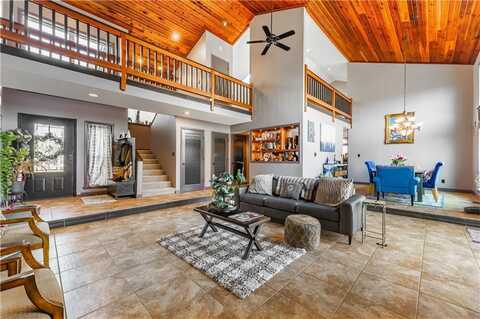 151 Woodcliff RD, Springdale, AR 72764
