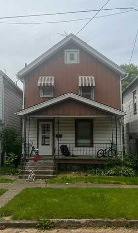 1130 Beechwood Ave, Sharon, PA 16121