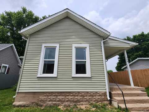 754 S Wayne Street, Piqua, OH 45356