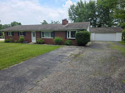 4434 Demming Road, Piqua, OH 45356