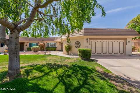 10461 W HUTTON Drive, Sun City, AZ 85351