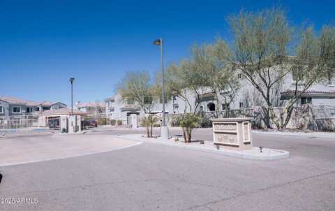 900 S CANAL Drive, Chandler, AZ 85225