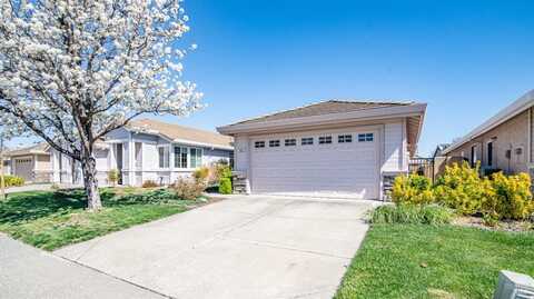 424 Mandarin Circle, Vacaville, CA 95687