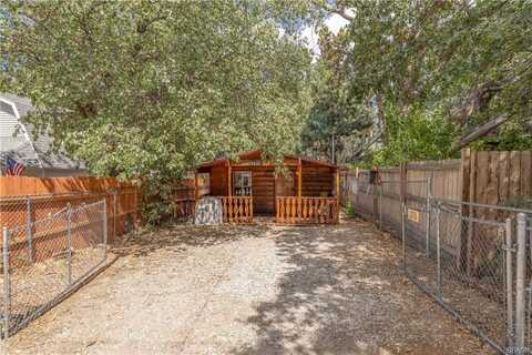 675 Moreno Lane, Sugarloaf, CA 92386