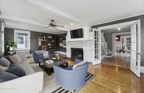 21 Arlington St, Pittsfield, MA 01201