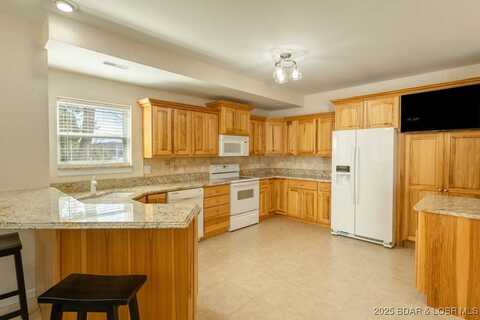 26 Port Bagnell Road, Eldon, MO 65026