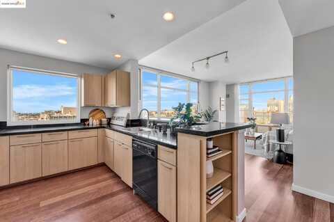 1 Lakeside Dr, Oakland, CA 94612