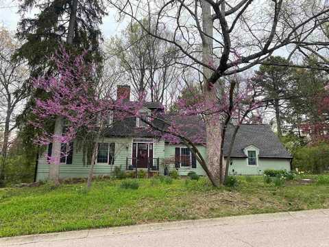 2101 E Woodstock Place, Bloomington, IN 47401