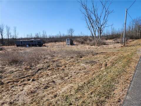 11172 County Route 5, Lima, NY 13622