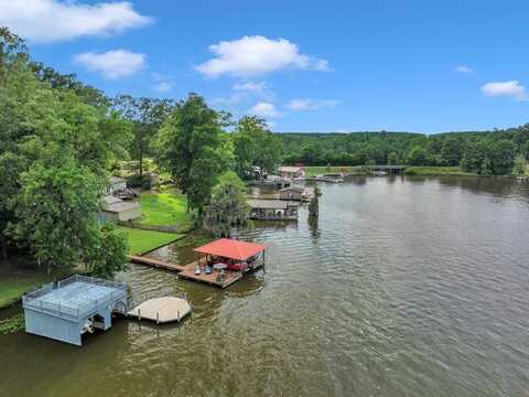 119 A-B Tommy Warren Dr., Cobb, GA 31735