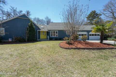 102 Rattan Lane, Morehead City, NC 28557