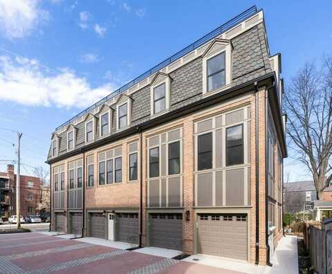 585 E Walnut Street, Columbus, OH 43215