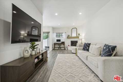 17914 Magnolia Blvd, Encino, CA 91316