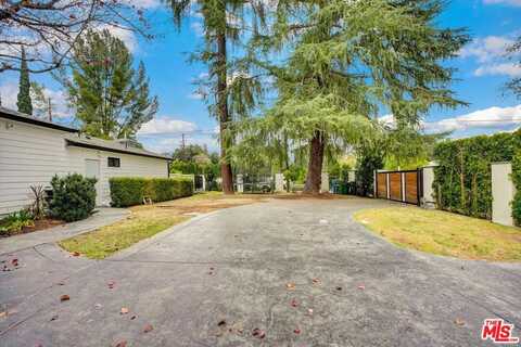 23009 Leonora Dr, Woodland Hills, CA 91367