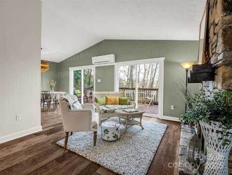 1625 Mountain Cove Road, Black Mountain, NC 28711