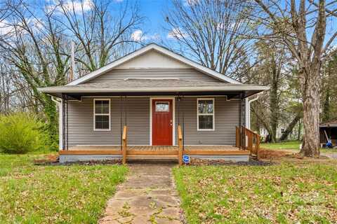 523 Woodlawn Drive, Statesville, NC 28677