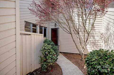 123 Deerlake Drive, Asheville, NC 28803