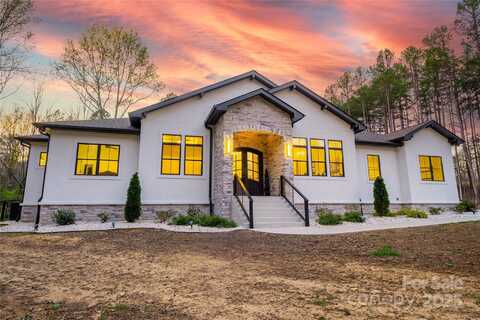 1208 Union Road, Matthews, NC 28104