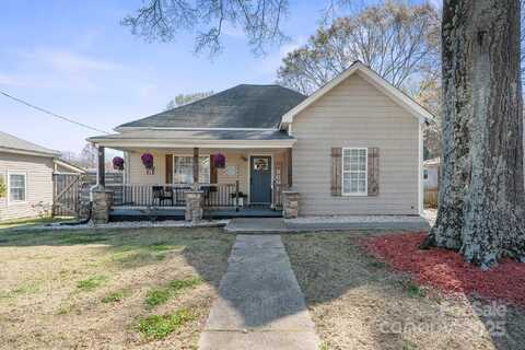 41 Selma Drive, Mooresville, NC 28115