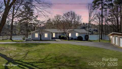 7326 Elmwood Lane, Denver, NC 28037