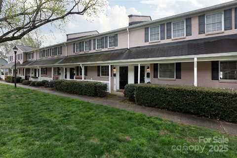 1230 Green Oaks Lane, Charlotte, NC 28205