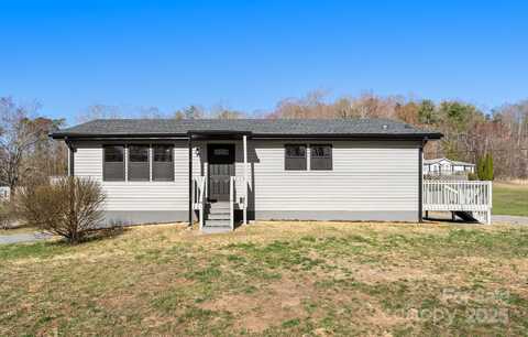 243 Salisbury Road, Hendersonville, NC 28792