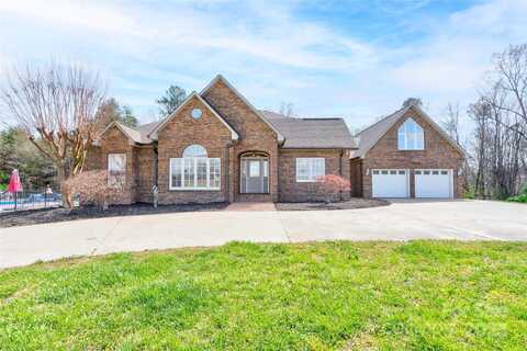 1026 E Stage Coach Trail, Lawndale, NC 28090