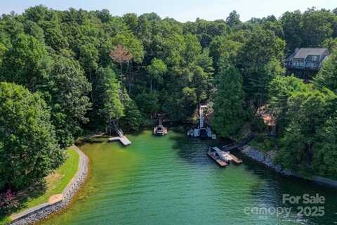 1600 Lillians Point Court, Morganton, NC 28655